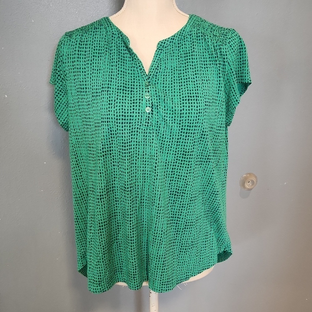 Liz Claiborne Petite Quarter Button Down Polka Dot High-low Hem Flowy Blouse Art